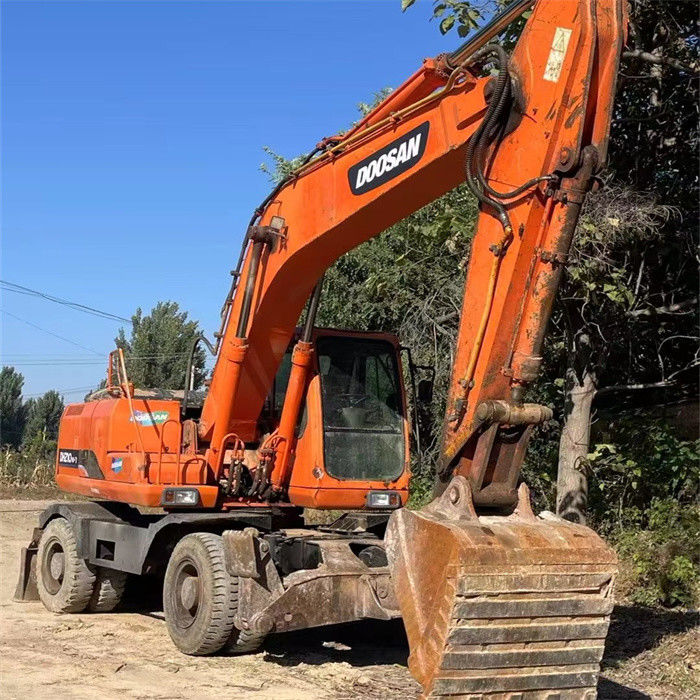 कम कीमत 22 टन इस्तेमाल किया कोरियाई पहिया खुदाई Doosan DX 210W-7 कम काम के घंटे के साथ