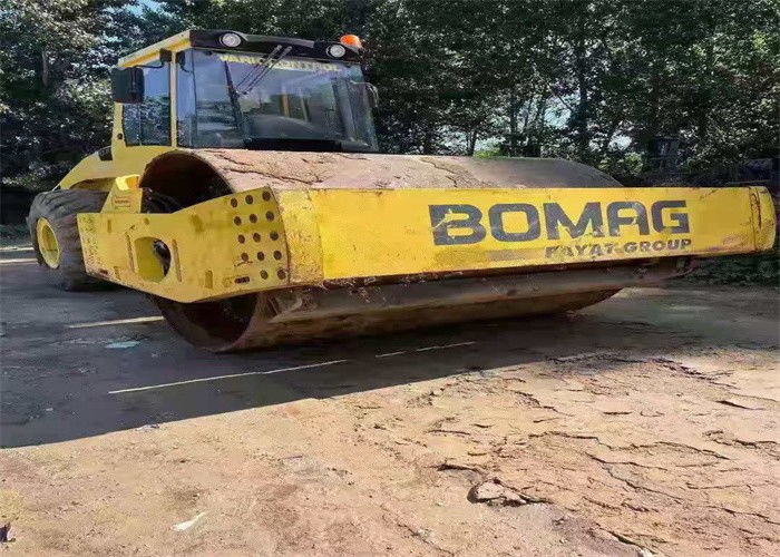25 टन की प्रयुक्त कम्पैक्टर मशीन Bomag BW 226 DH-4 Bvc सिंगल ड्रम रोलर