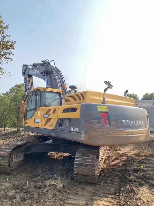 स्वीडन से आयातित उच्च गुणवत्ता वाली वोल्वो EC380 क्रॉलर खुदाई मशीन लगभग नई इस्तेमाल किया