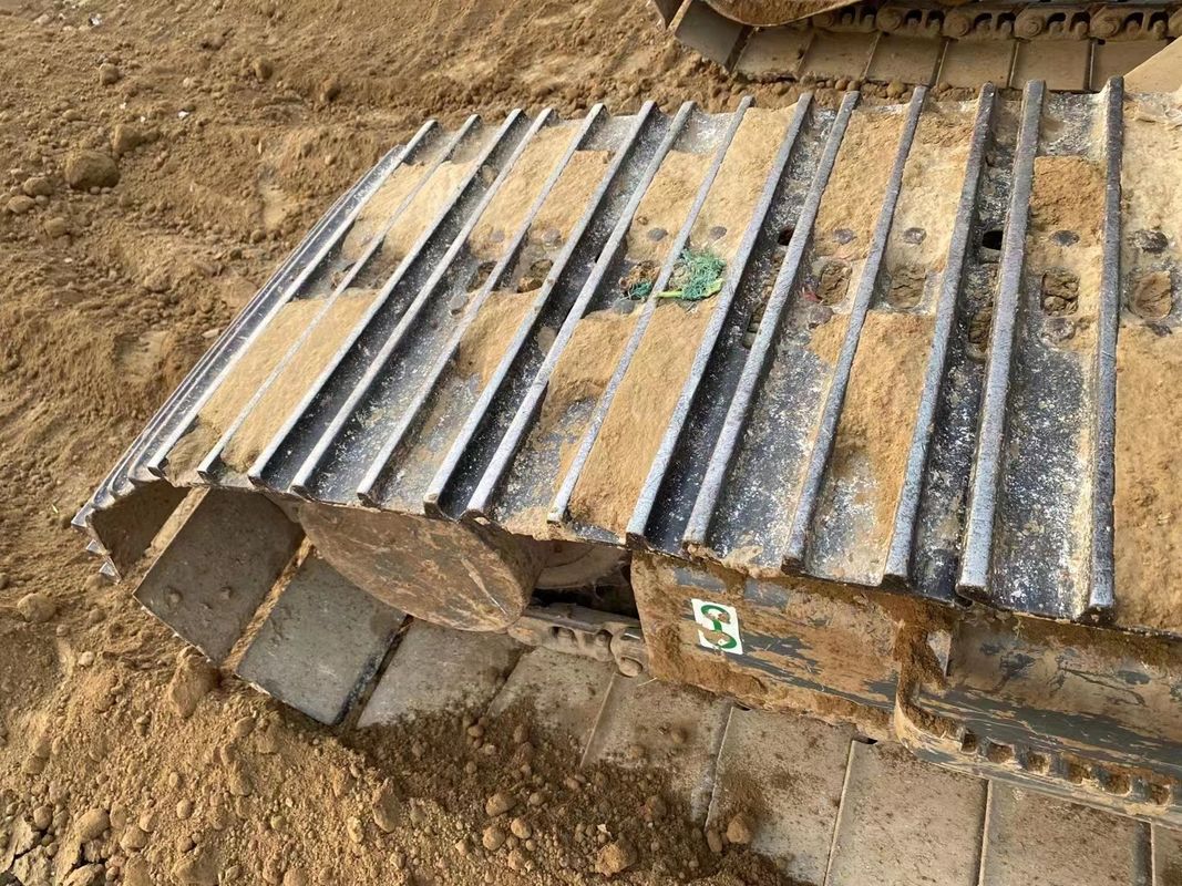 स्वीडन ने उच्च गुणवत्ता वाली वोल्वो EC140BL क्रॉलर खुदाई मशीन आयात की लगभग नई 100% तैयार