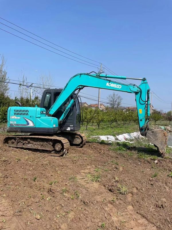 इस्तेमाल किया गया मिनी खुदाई मशीन KOBELCO SK75-8 खुदाई मशीन इस्तेमाल किया इंजन शक्ति 42kW
