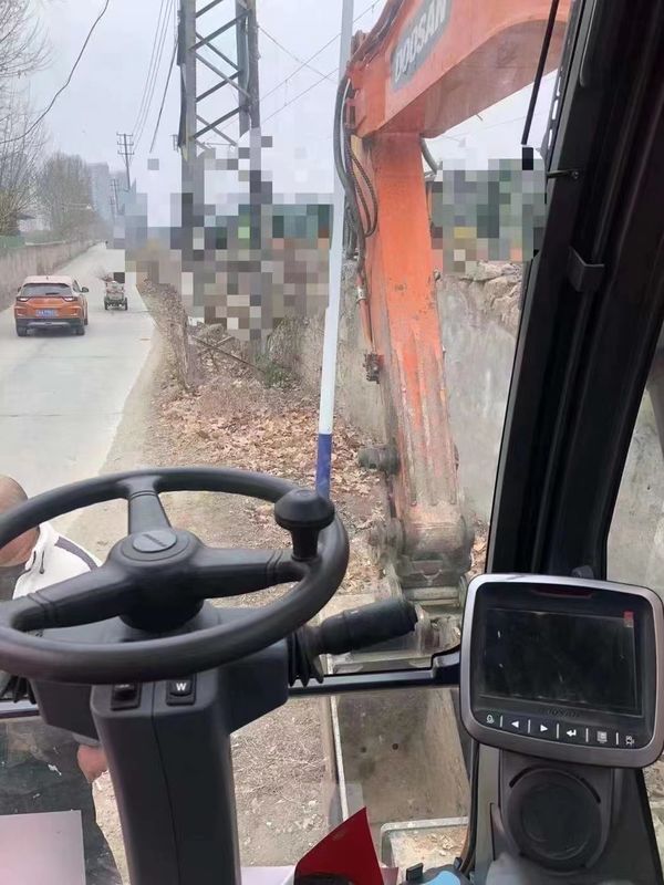 15 टन कोरिया ने आयात किया 90% नया Doosan DX 140W उच्च गुणवत्ता और सर्वोत्तम प्रदर्शन के साथ इस्तेमाल किया पहिया खुदाई बिक्री के लिए