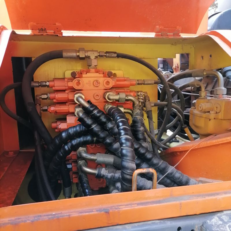 5 टन कोरिया ने आयात किया 90% नया Doosan DX 60W उच्च गुणवत्ता और सर्वश्रेष्ठ प्रदर्शन के साथ बिक्री के लिए इस्तेमाल किया पहिया खुदाई मशीन
