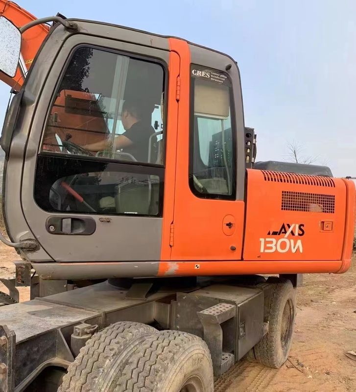 14 टन जापान ने आयात किया 90% नया हिताची ZX 130W उच्च गुणवत्ता और सर्वश्रेष्ठ प्रदर्शन के साथ बिक्री के लिए प्रयुक्त पहिया खुदाई मशीन