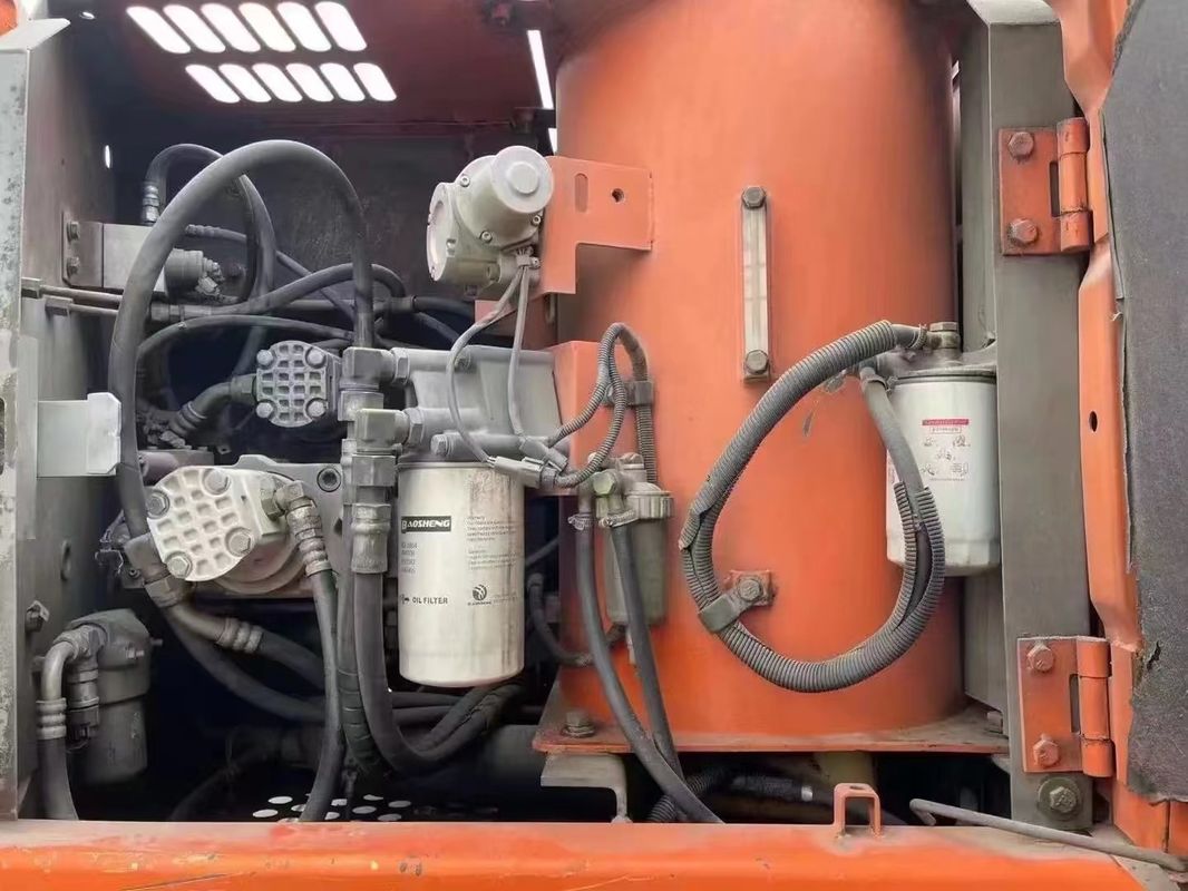 14 टन जापान ने आयात किया 90% नया हिताची ZX 130W उच्च गुणवत्ता और सर्वश्रेष्ठ प्रदर्शन के साथ बिक्री के लिए प्रयुक्त पहिया खुदाई मशीन