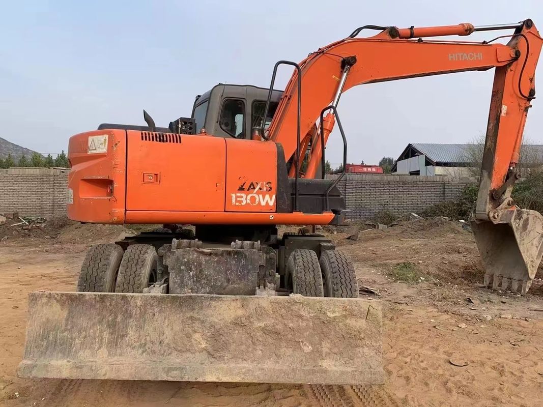 14 टन जापान ने आयात किया 90% नया हिताची ZX 130W उच्च गुणवत्ता और सर्वश्रेष्ठ प्रदर्शन के साथ बिक्री के लिए प्रयुक्त पहिया खुदाई मशीन