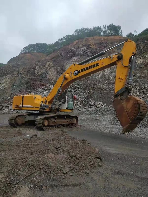 इस्तेमाल किया Liebherr R944 काम के लिए तैयार और अच्छी स्थिति में अनुभवी जर्मन आयातित