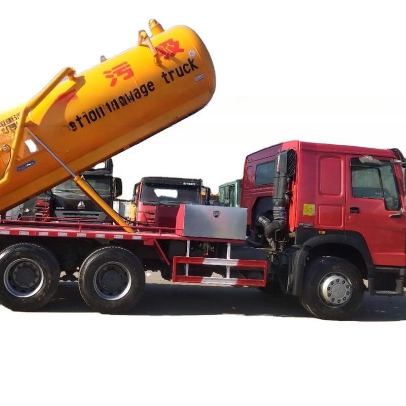 यूरो 3 336hp प्रयुक्त Howo 6*4 वैक्यूम ट्रक 10 Cbm सीवेज सक्शन ट्रक अच्छी हालत में
