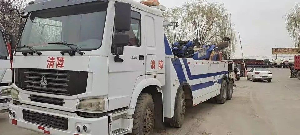 4x2/6x2/6x4/8x4/8x6/4x4/6x6 ड्राइविंग टाइप हाई पावर वाले ड्रेकर ट्रक