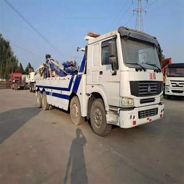 कम घंटे इस्तेमाल किया हुआ 6*4 Wrecker टो ट्रक 8*4 ISO9001 / CCC प्रमाणित टो बॉडी के साथ