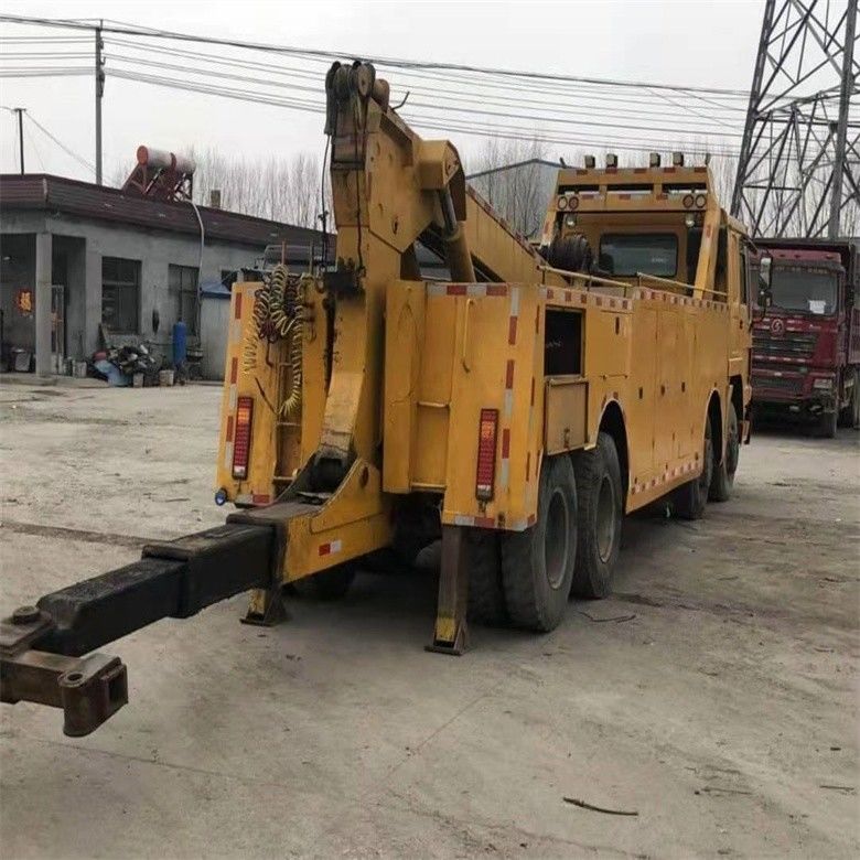 कम घंटे इस्तेमाल किया हुआ 6*4 Wrecker टो ट्रक 8*4 ISO9001 / CCC प्रमाणित टो बॉडी के साथ