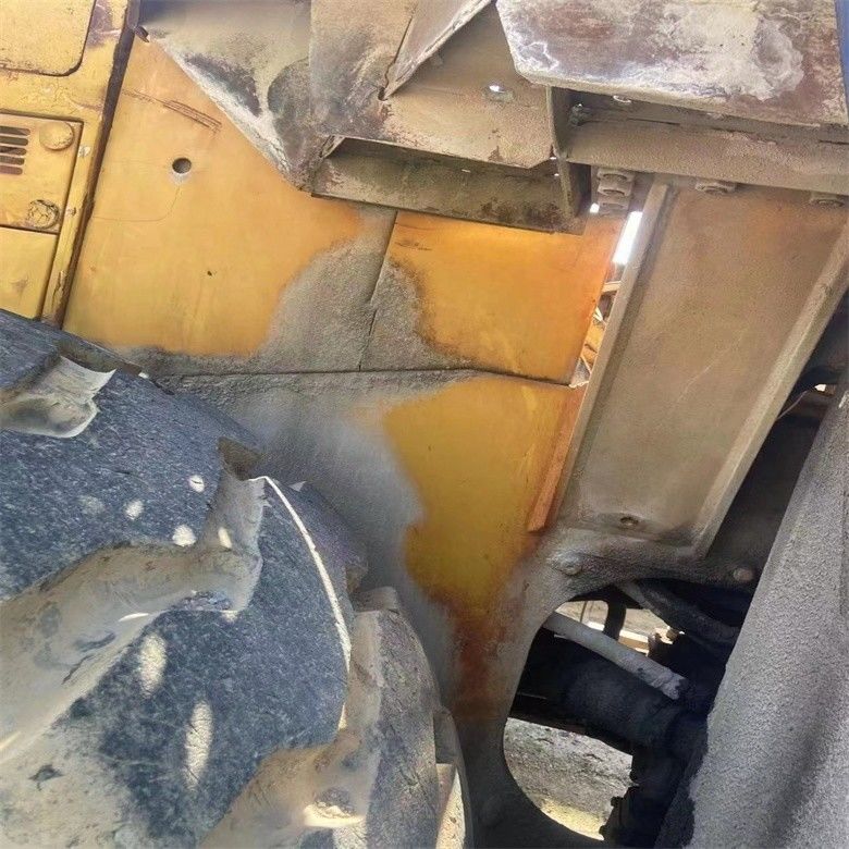 फ्रंट लोडर 235KW इस्तेमाल किया कोमात्सु WA500-6 जापान से 4.5 घन सेकंड हैंड व्हील लोडर