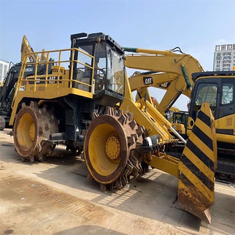 जापान निर्मित CAT 826G कॉम्पैक्ट CAT मूल 3406 DITA इंजन के साथ कम कार्य घंटों में