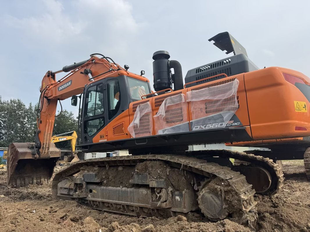 Used Doosan DX560LC-9C Excavator for Sale | 56 Ton Crawler Excavator Exported from China