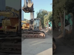 स्वीडन ने उच्च गुणवत्ता वाली वोल्वो 240 क्रॉलर खुदाई मशीन का आयात किया, जो लगभग नई इस्तेमाल की गई थी