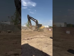 वोल्वो EC220D